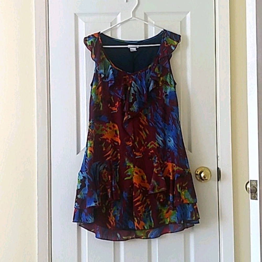 Unique Ruffled Dress s. M